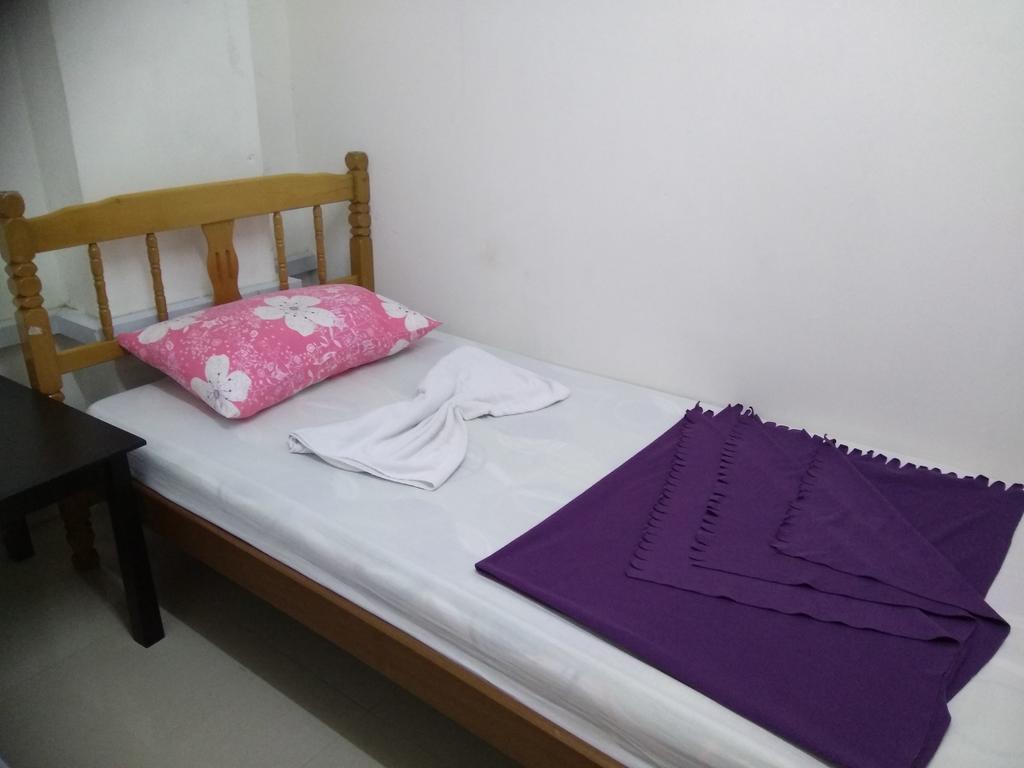 May & May Student Hostel Singapore Eksteriør bilde