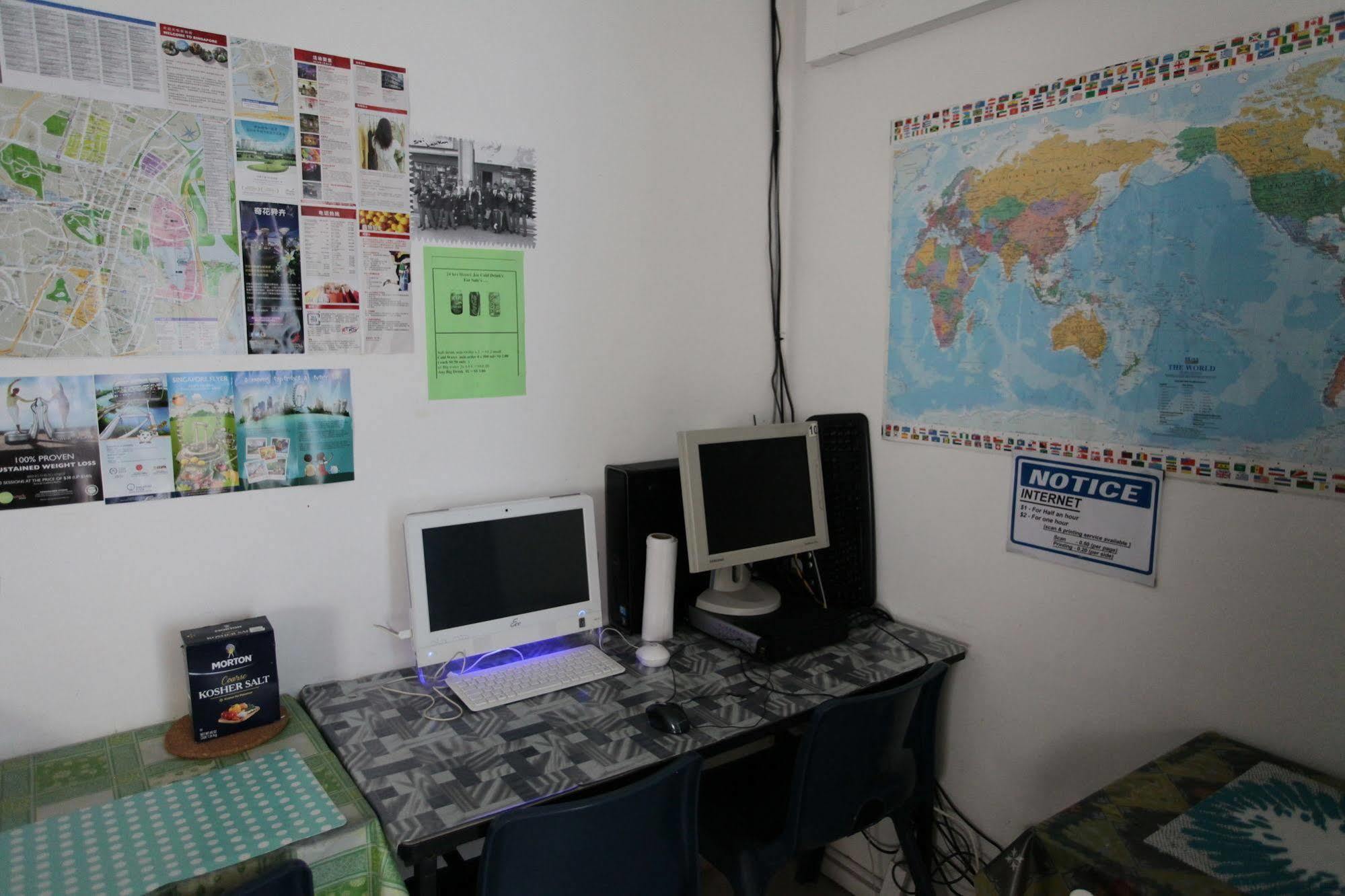 May & May Student Hostel Singapore Eksteriør bilde